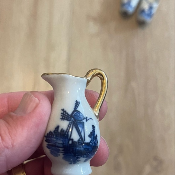 Delfts Blauw Handpainted Holland Porcelain Set - Picture 8 of 12